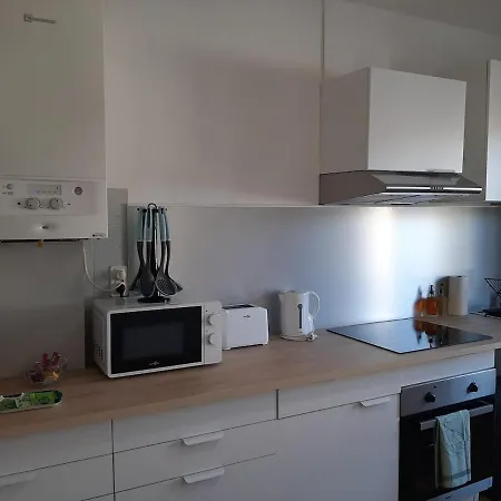 Le Beau 25 Republique Апартаменты