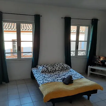 Le Beau 25 République * Montauban