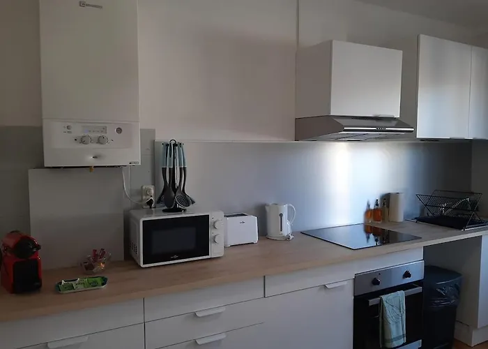 Le Beau 25 Republique 公寓