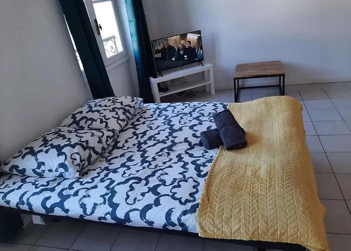 Le Beau 25 Republique 蒙托邦