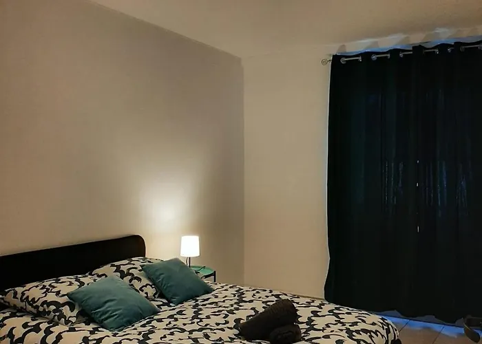 Le Beau 25 Republique